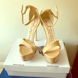 Like New, Sz 8, Nude Heel